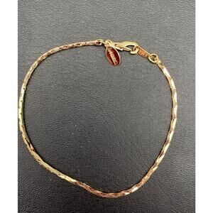 Vintage Ambassador Gold Tone Dainty Simple Bracelet 7 1/4 Inch Korea Jewelry